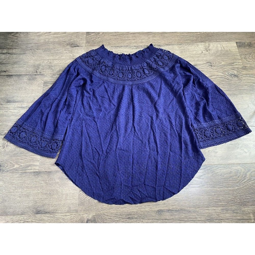 EUC‎ Womens Soft Surroundings Off The Shoulder Blue Eyelet Detail Blouse Size S